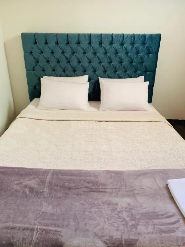 Kirayə verilir 5 otaqlı həyət evi 320 m²