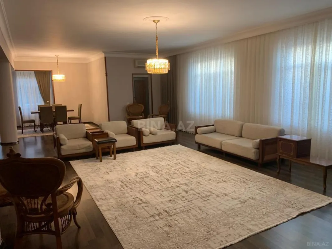 Kirayə verilir 5 otaqlı həyət evi 320 m²