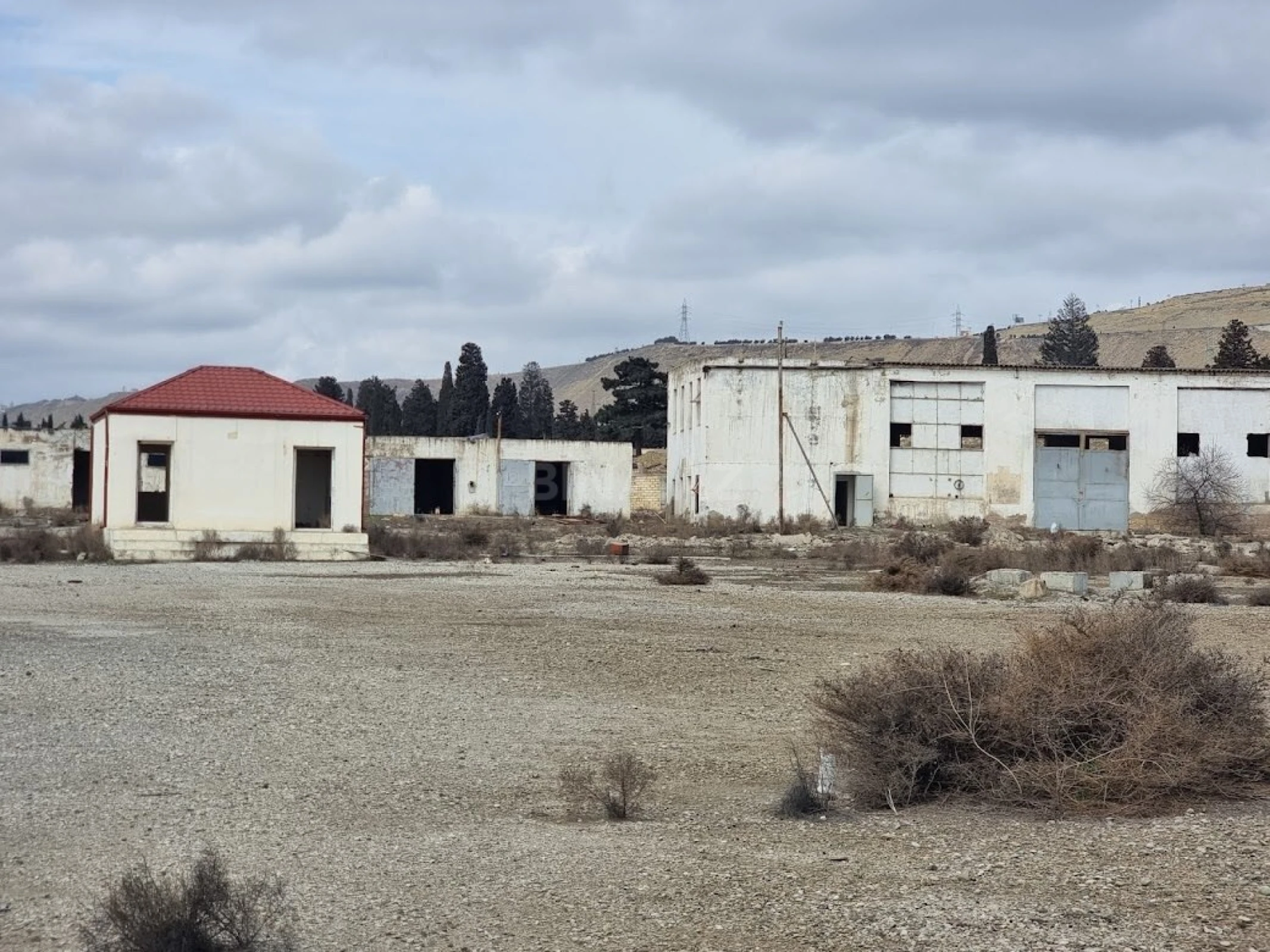 Satılır torpaq sahəsi 500 m²