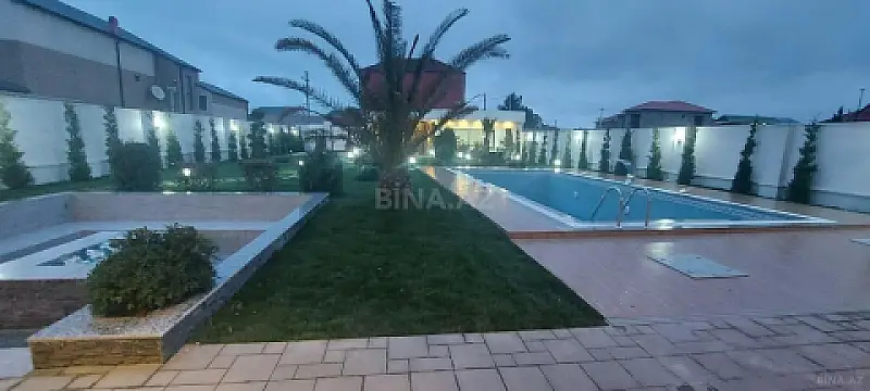 Satılır həyət evi 500 m²