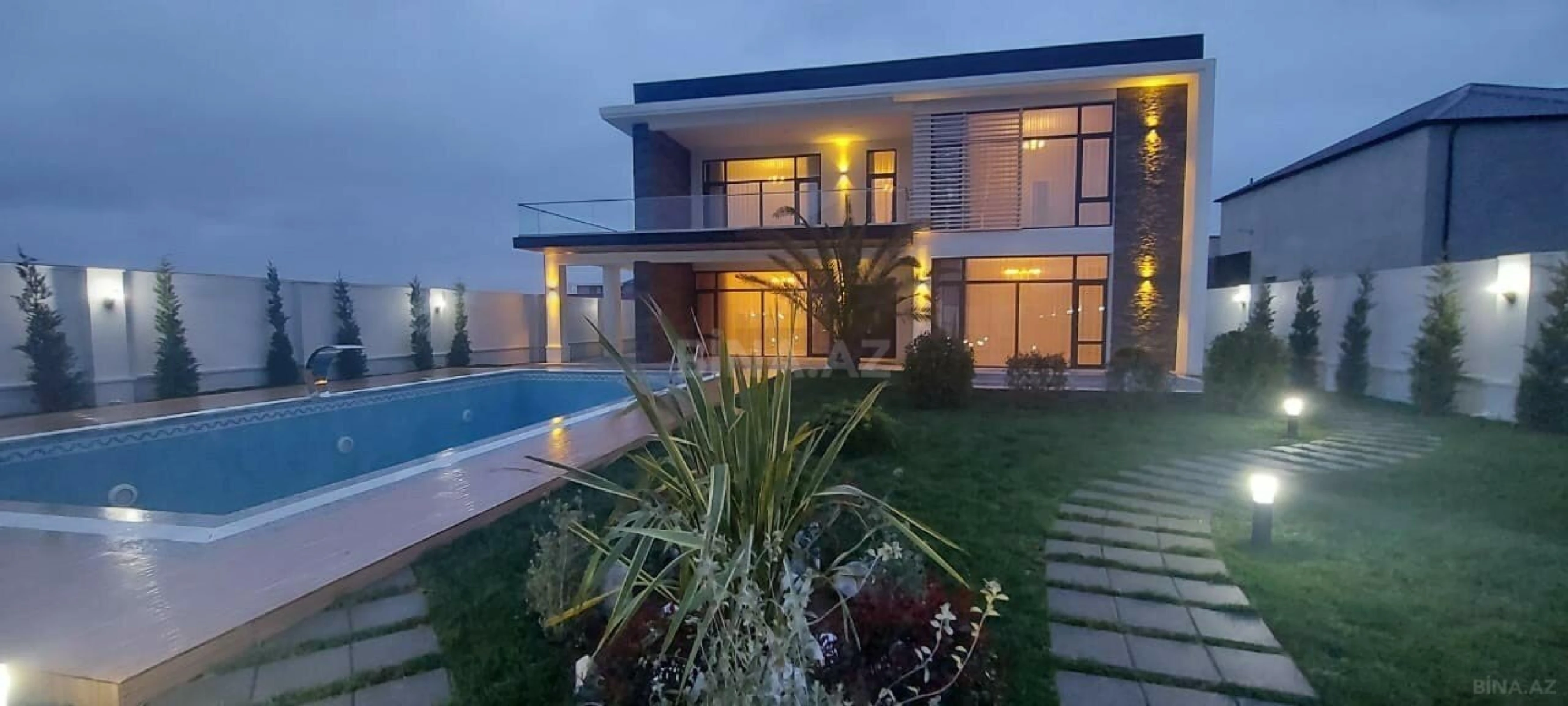 Satılır həyət evi 500 m²