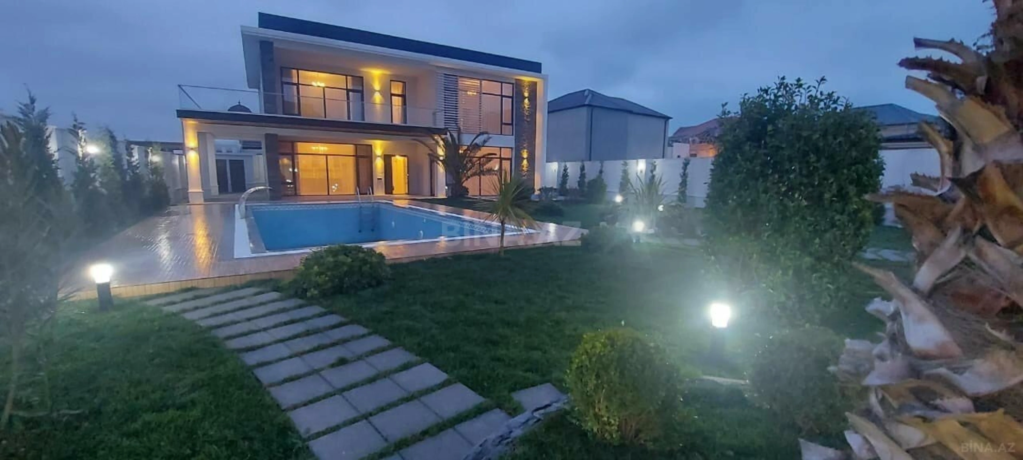 Satılır həyət evi 500 m²