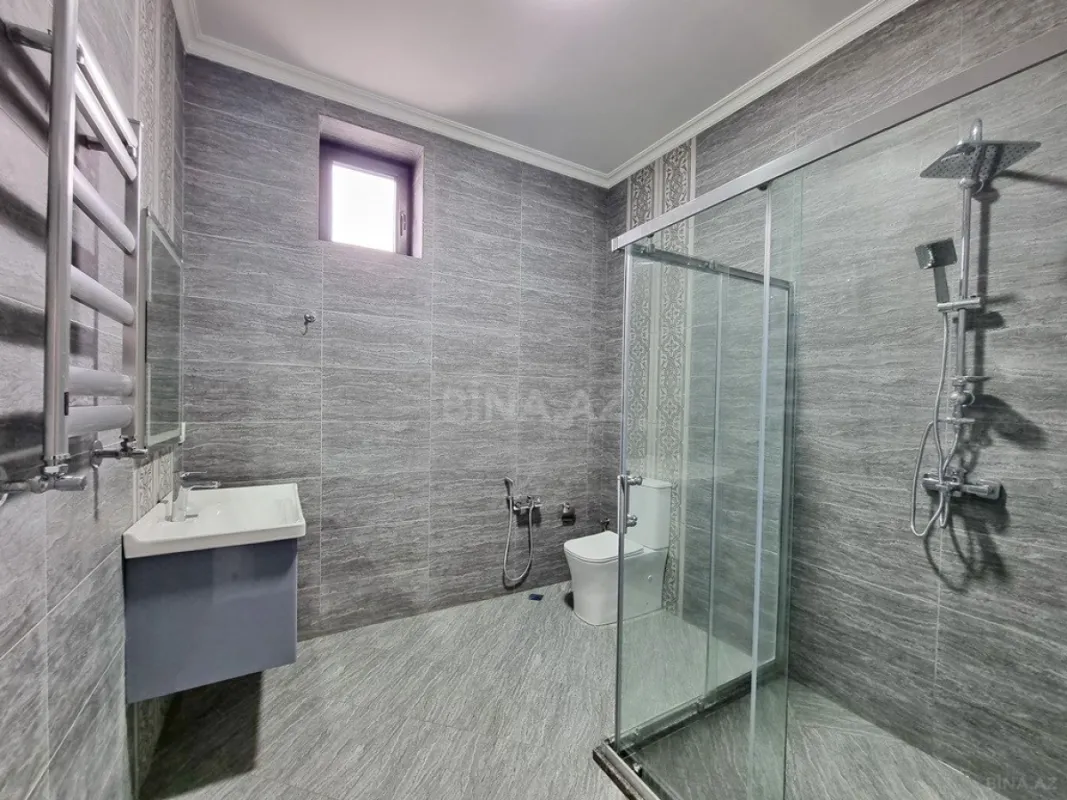 Satılır həyət evi 400 m²