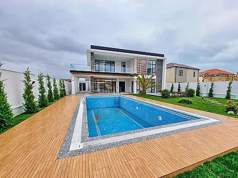 Satılır həyət evi 400 m²