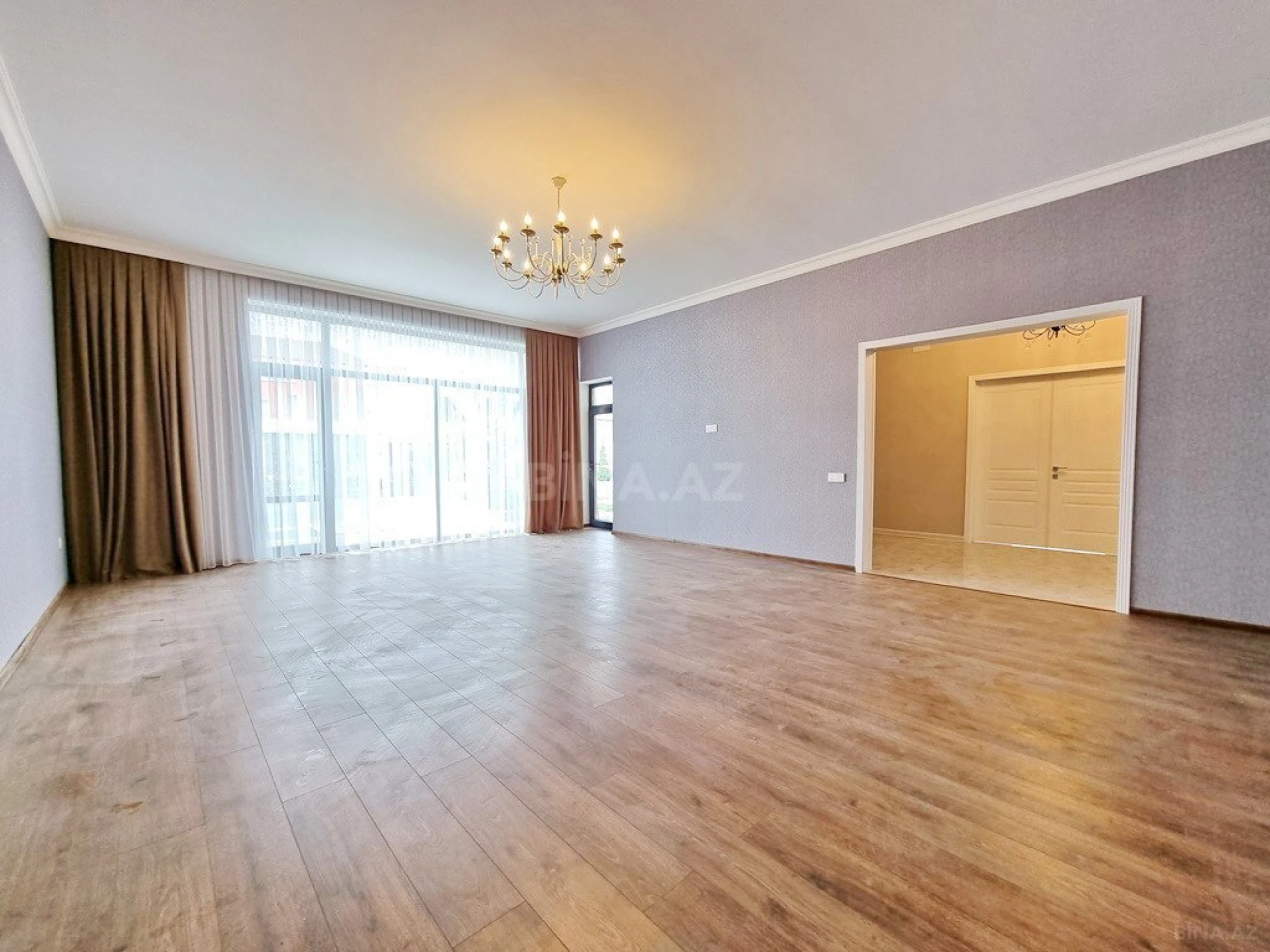 Satılır həyət evi 400 m²