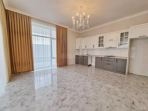 Satılır həyət evi 400 m²