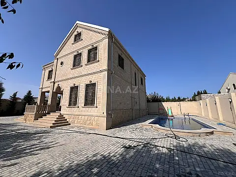 Satılır 8 otaqlı həyət evi 500 m²