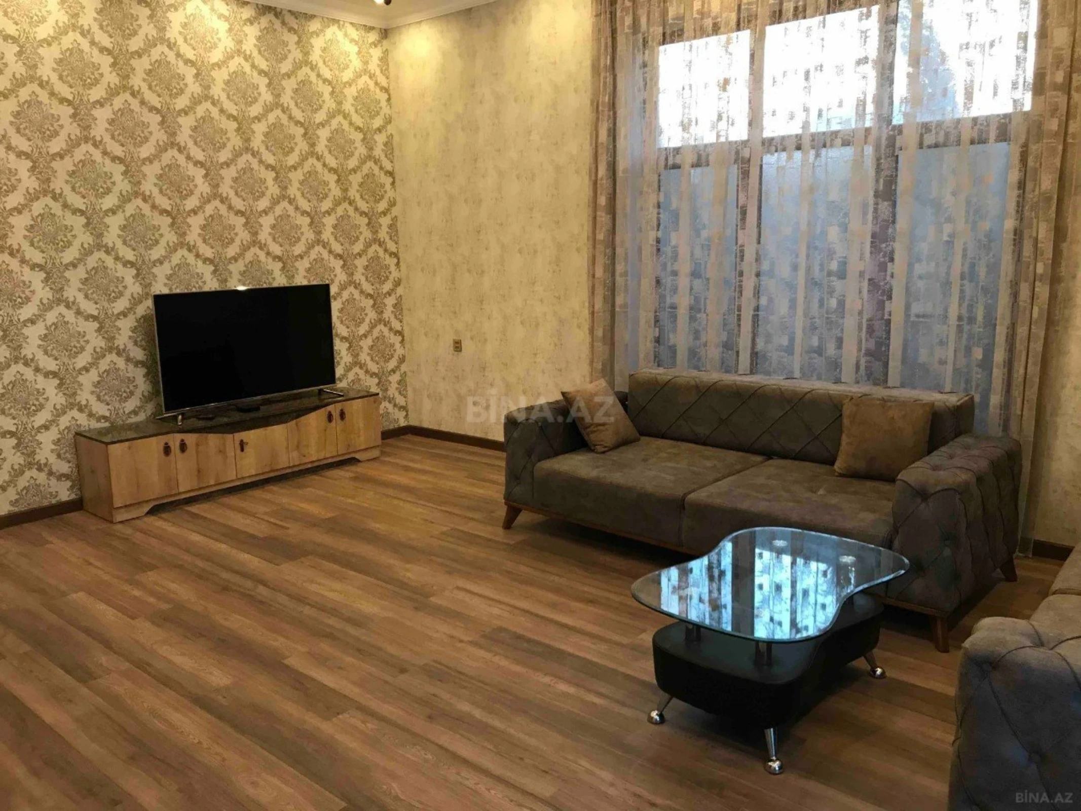 Kirayə verilir 4 otaqlı həyət evi 170 m²