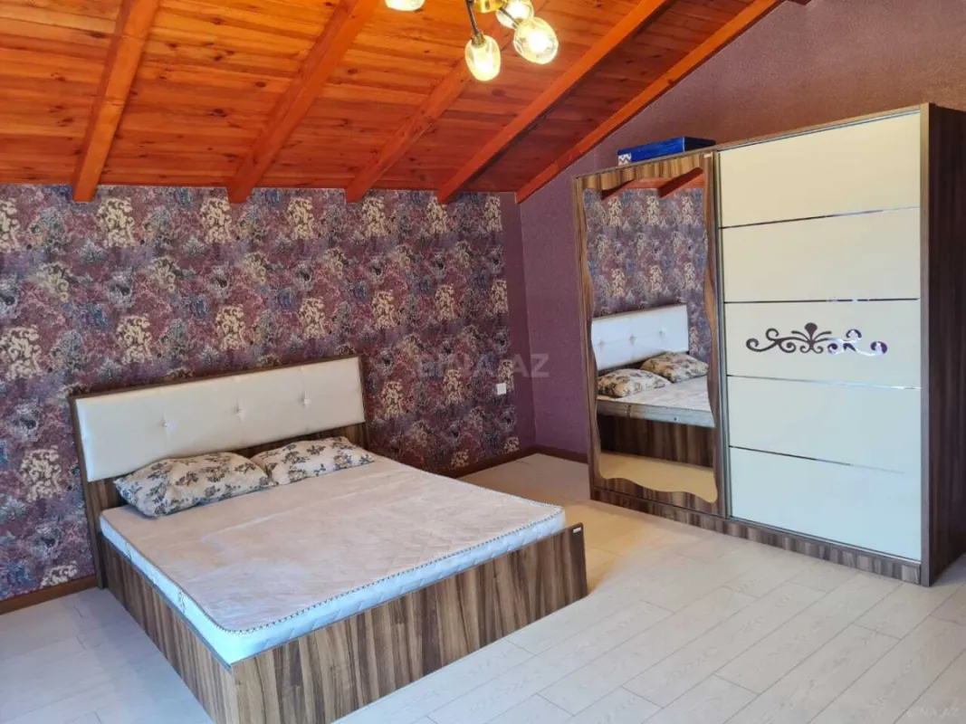 Kirayə verilir 6 otaqlı həyət evi 280 m²