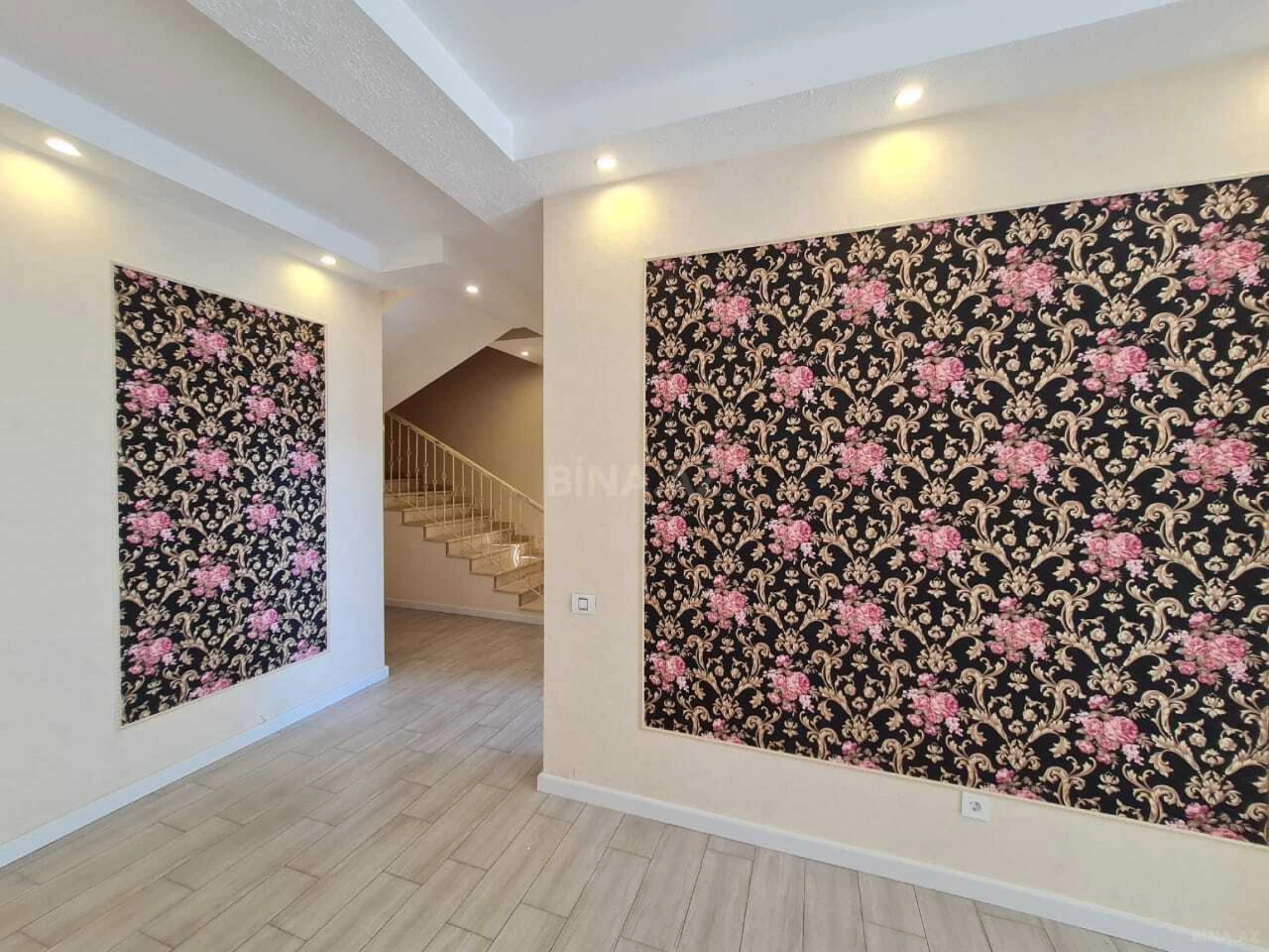 Kirayə verilir 6 otaqlı həyət evi 280 m²