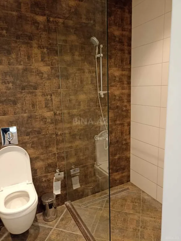 Kirayə verilir 6 otaqlı həyət evi 420 m²