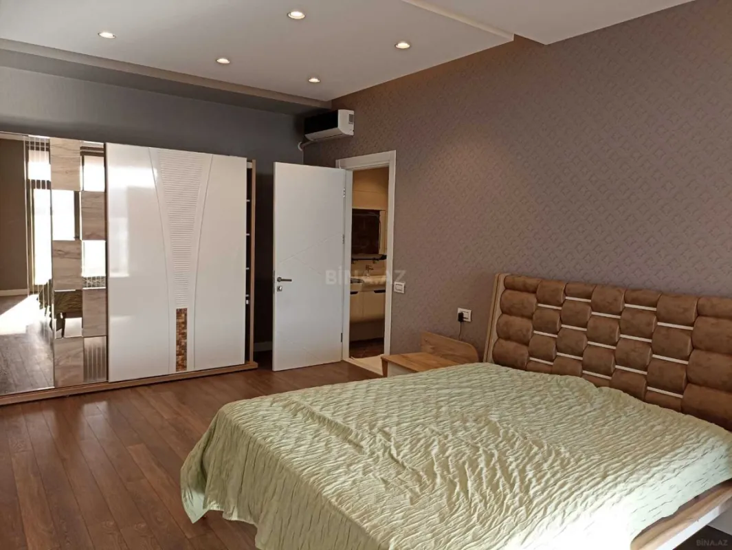 Kirayə verilir 6 otaqlı həyət evi 420 m²