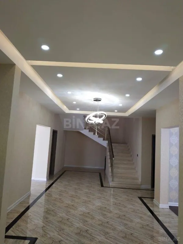 Kirayə verilir 7 otaqlı həyət evi 350 m²