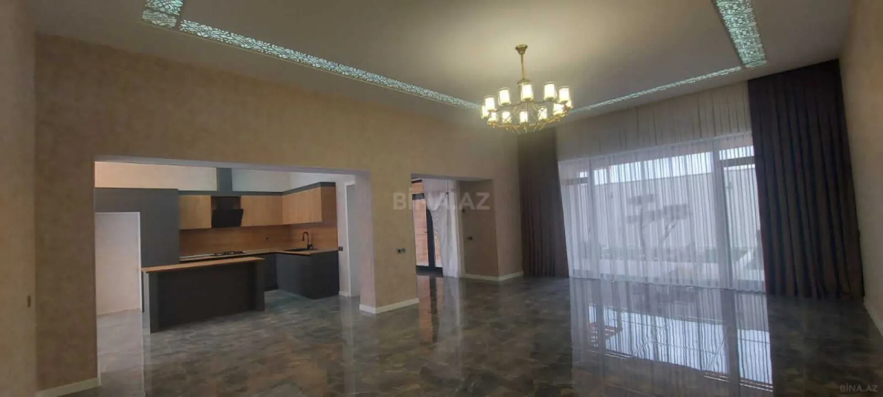 Satılır həyət evi 200 m²