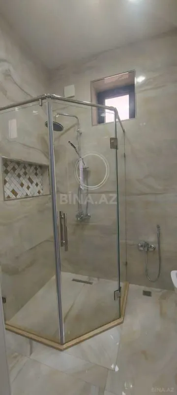 Satılır həyət evi 200 m²