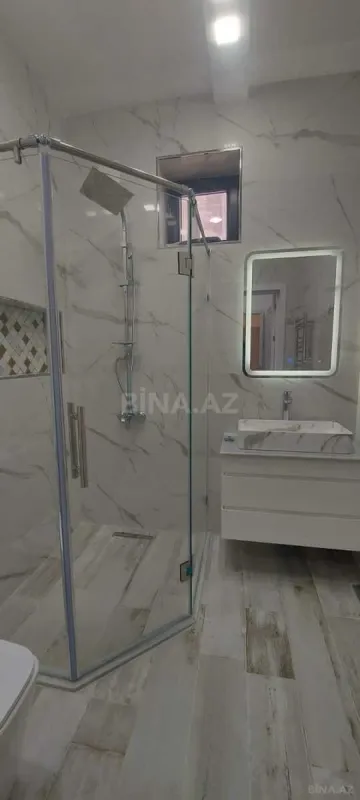 Satılır həyət evi 200 m²