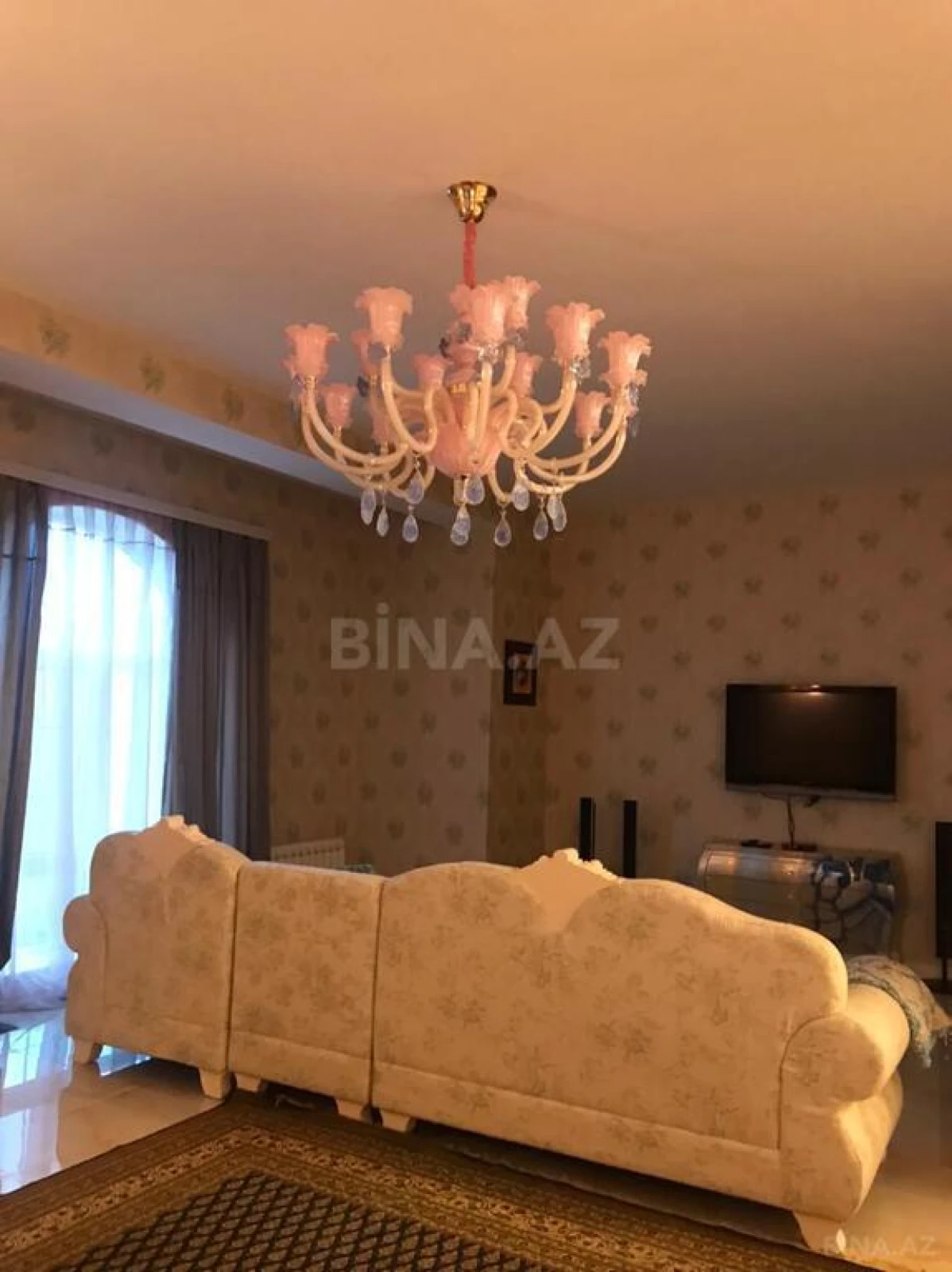 Kirayə verilir 5 otaqlı həyət evi 450 m²