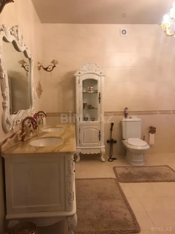 Kirayə verilir 5 otaqlı həyət evi 450 m²