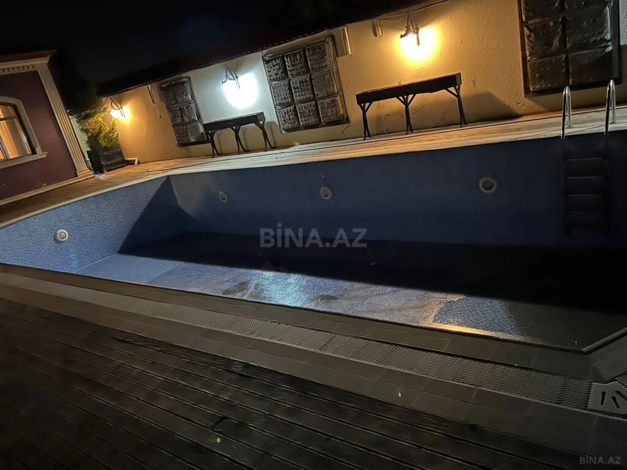 Kirayə verilir 7 otaqlı həyət evi 380 m²