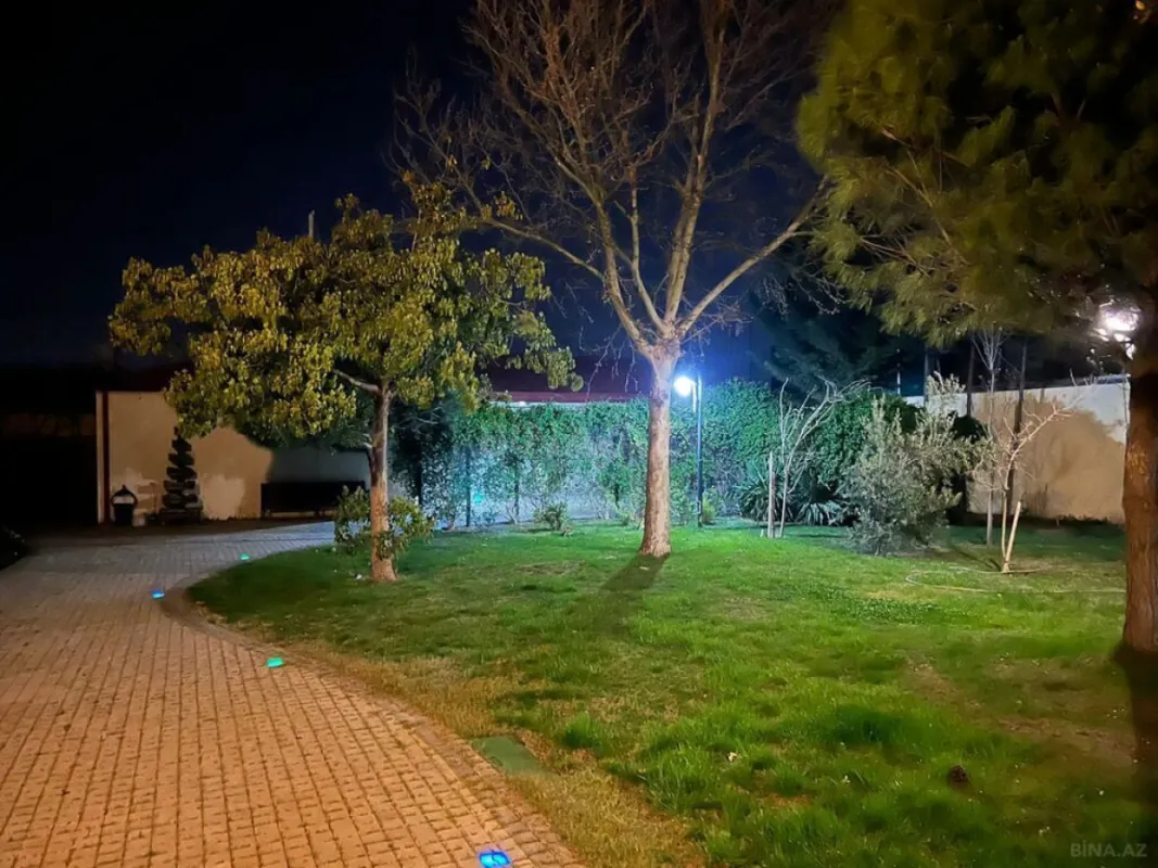 Kirayə verilir 7 otaqlı həyət evi 380 m²