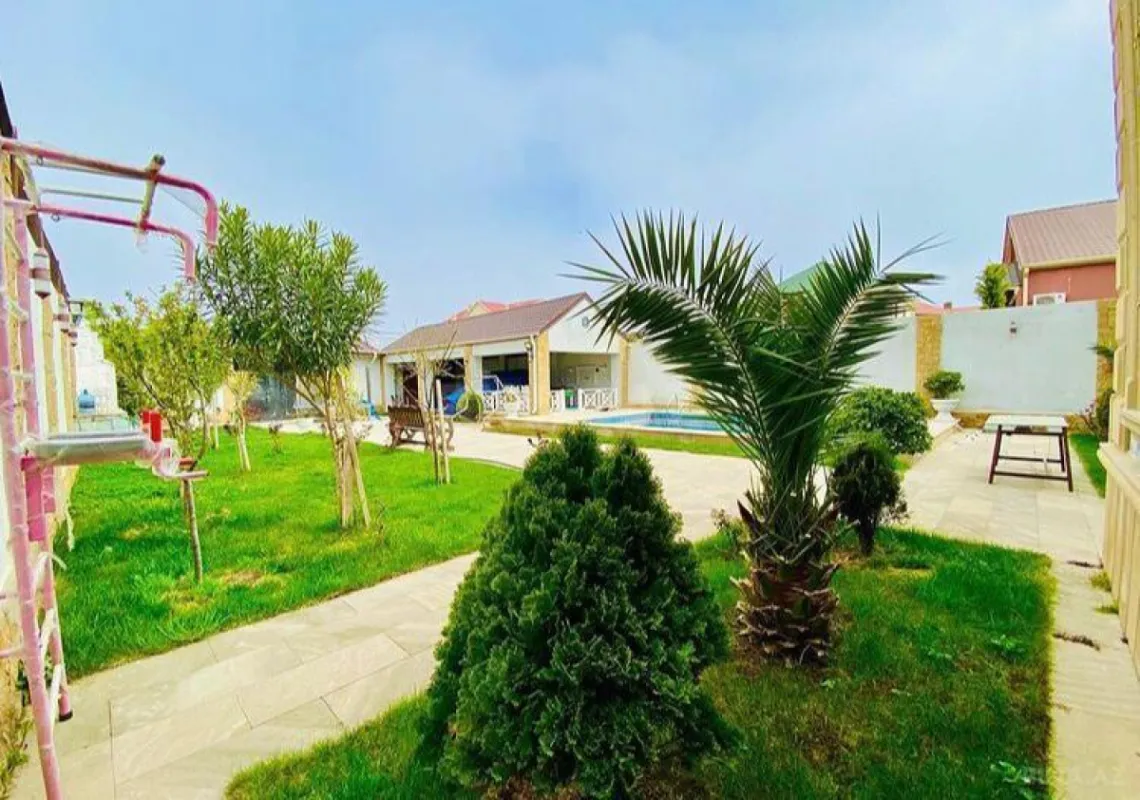 Kirayə verilir 4 otaqlı həyət evi 200 m²