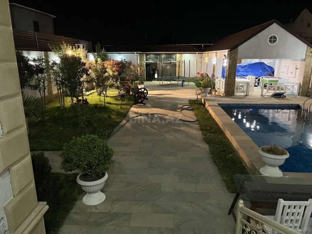Kirayə verilir 4 otaqlı həyət evi 200 m²