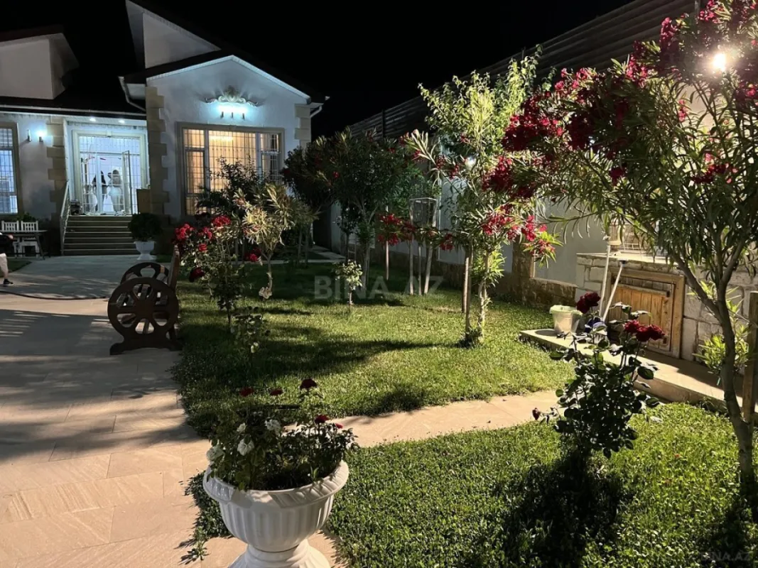 Kirayə verilir 4 otaqlı həyət evi 200 m²