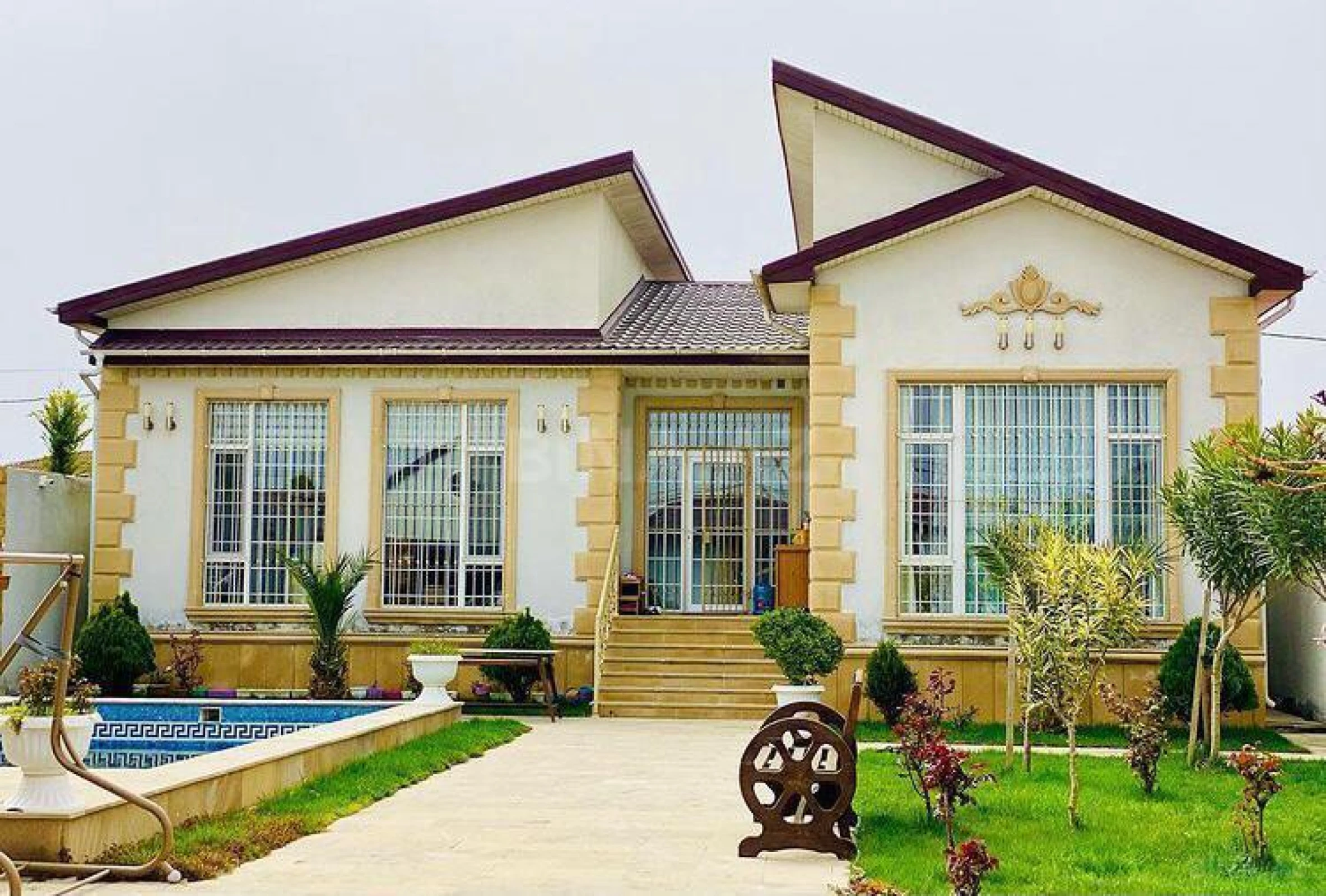 Kirayə verilir 4 otaqlı həyət evi 200 m²