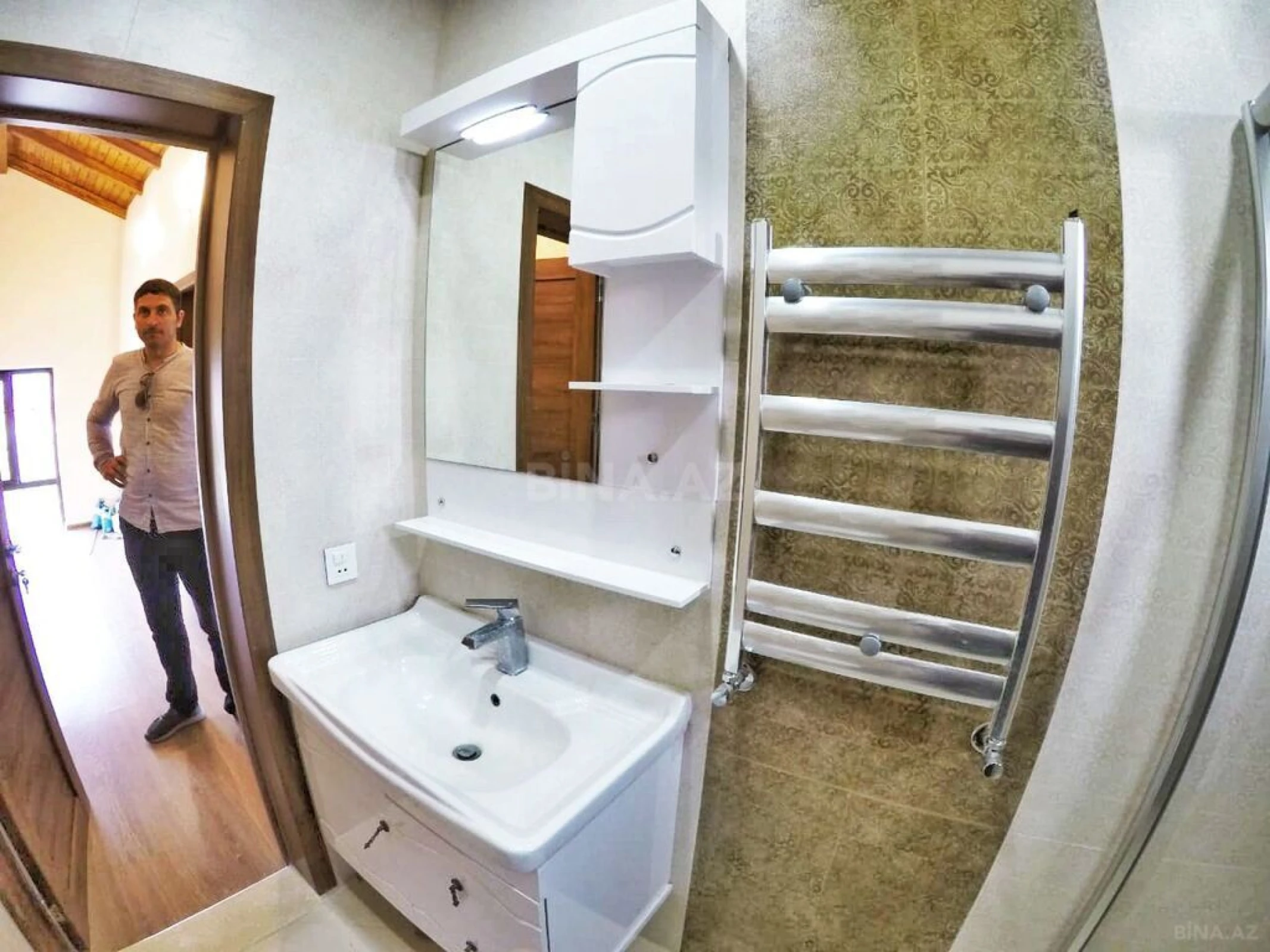 Kirayə verilir 5 otaqlı həyət evi 220 m²