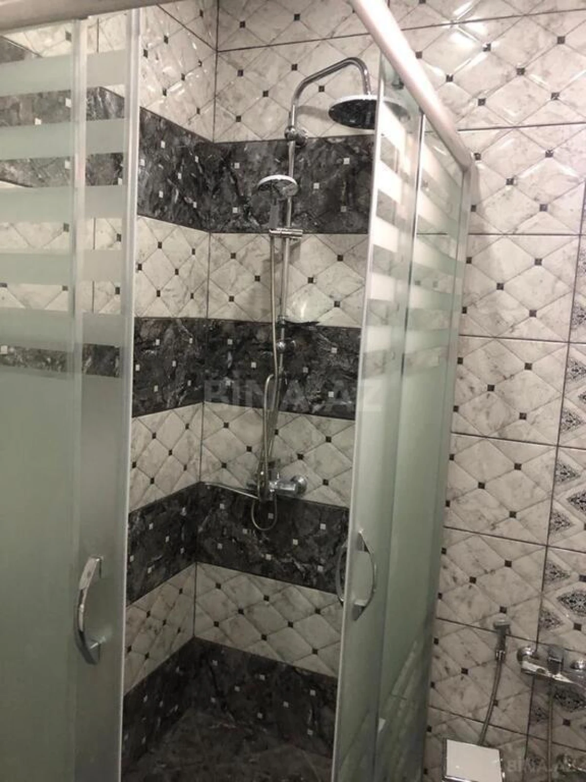 Kirayə verilir 5 otaqlı həyət evi 220 m²