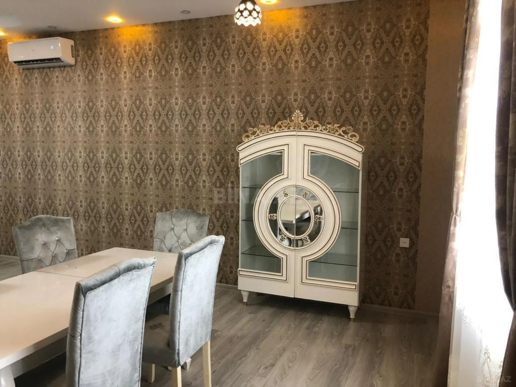 Kirayə verilir 5 otaqlı həyət evi 220 m²