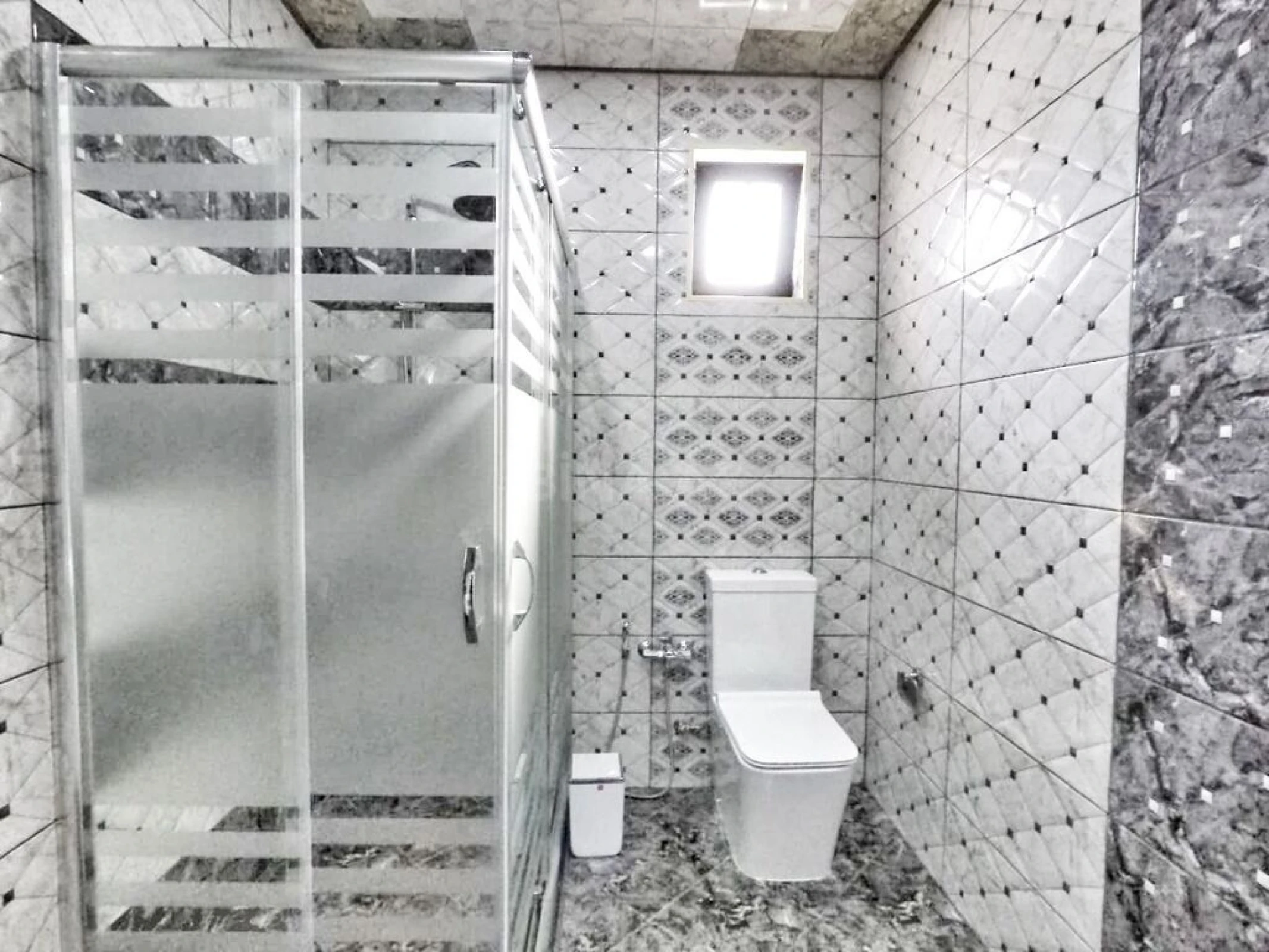 Kirayə verilir 5 otaqlı həyət evi 220 m²