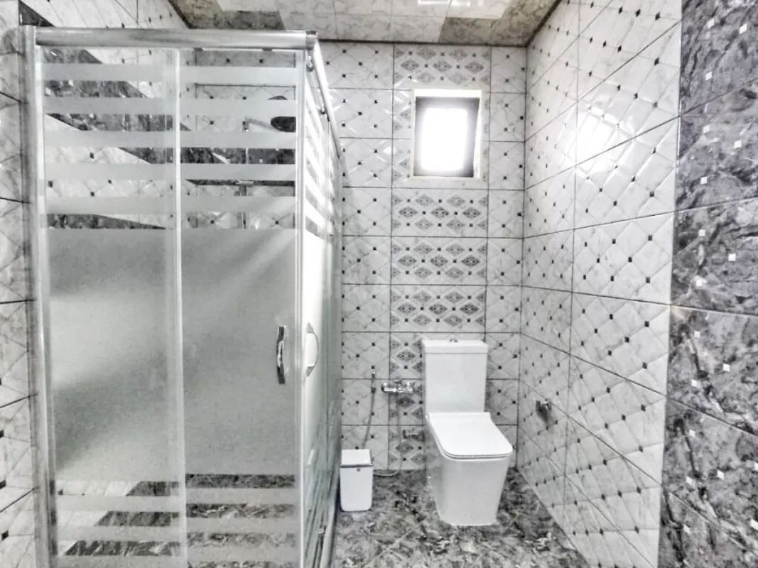 Kirayə verilir 5 otaqlı həyət evi 220 m²
