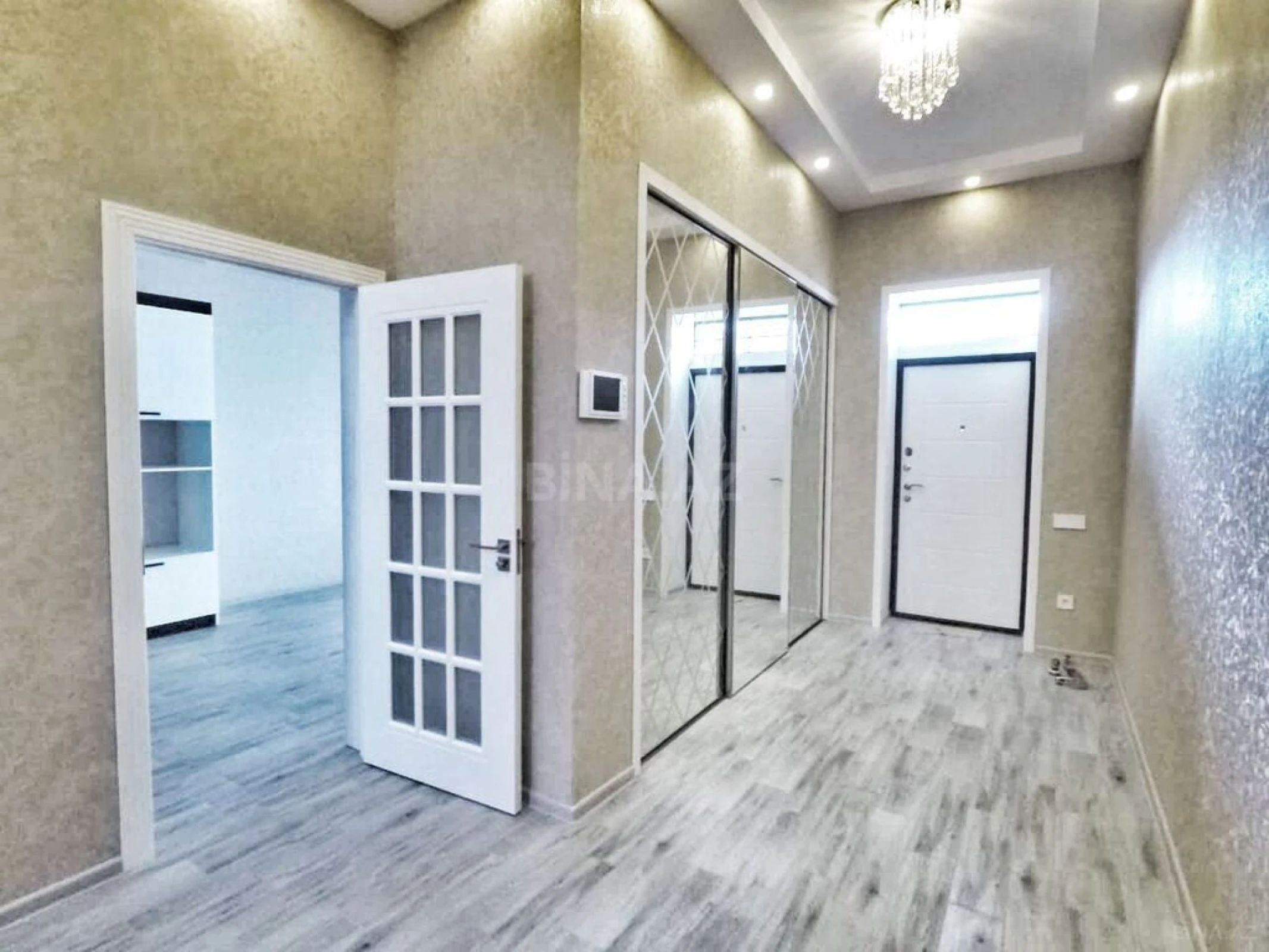 Kirayə verilir 5 otaqlı həyət evi 220 m²