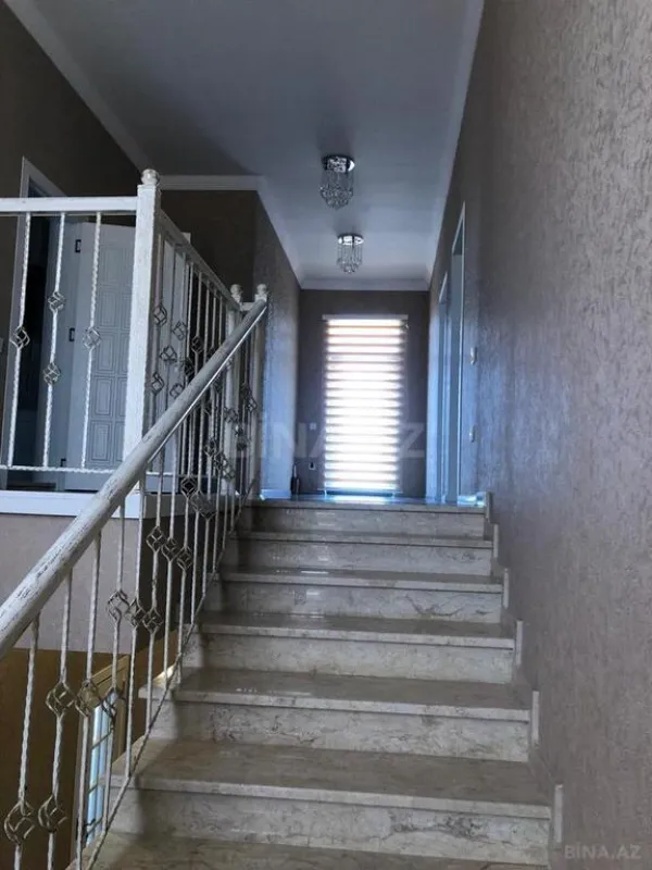 Kirayə verilir 5 otaqlı həyət evi 220 m²