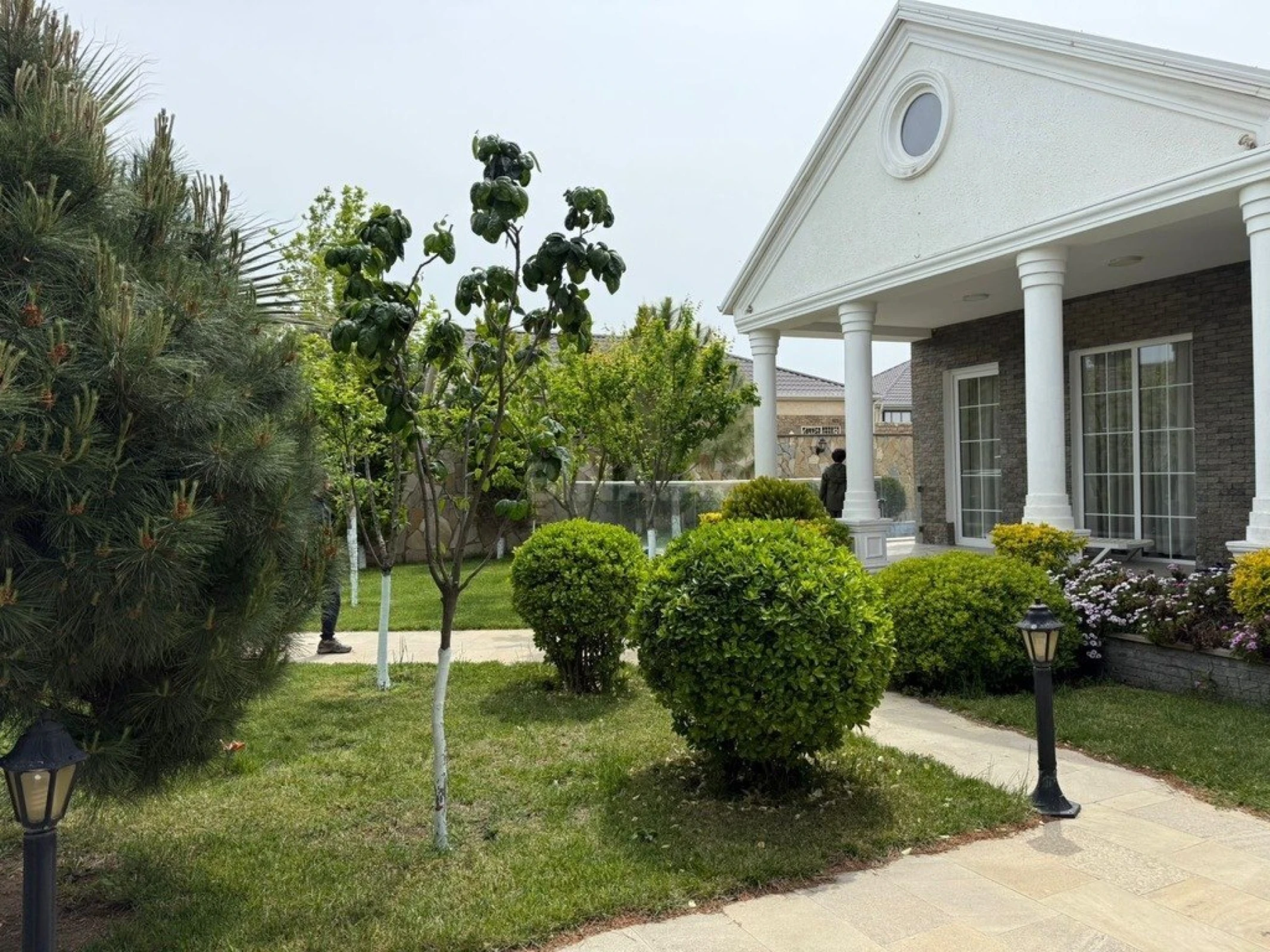 Kirayə verilir 4 otaqlı həyət evi 200 m²