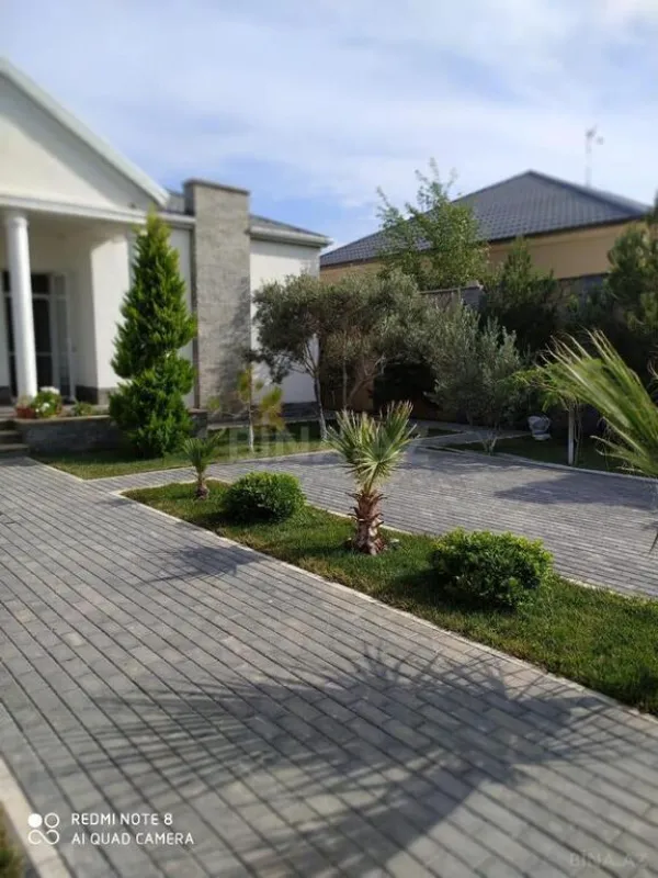 Kirayə verilir 4 otaqlı həyət evi 200 m²