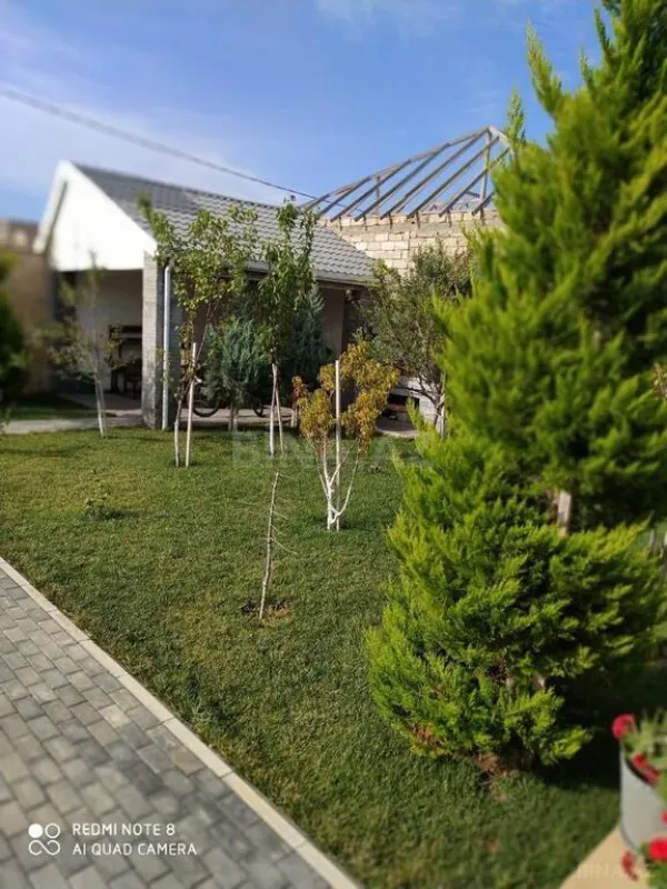 Kirayə verilir 4 otaqlı həyət evi 200 m²