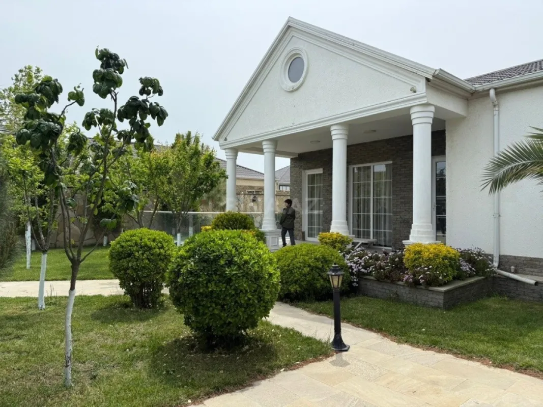 Kirayə verilir 4 otaqlı həyət evi 200 m²