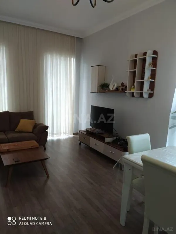 Kirayə verilir 4 otaqlı həyət evi 200 m²