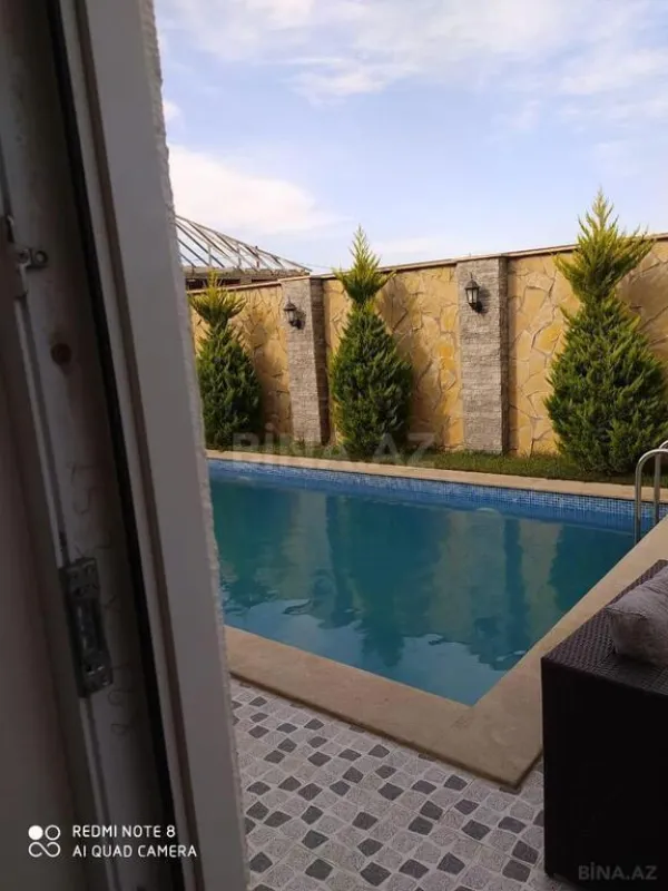 Kirayə verilir 4 otaqlı həyət evi 200 m²