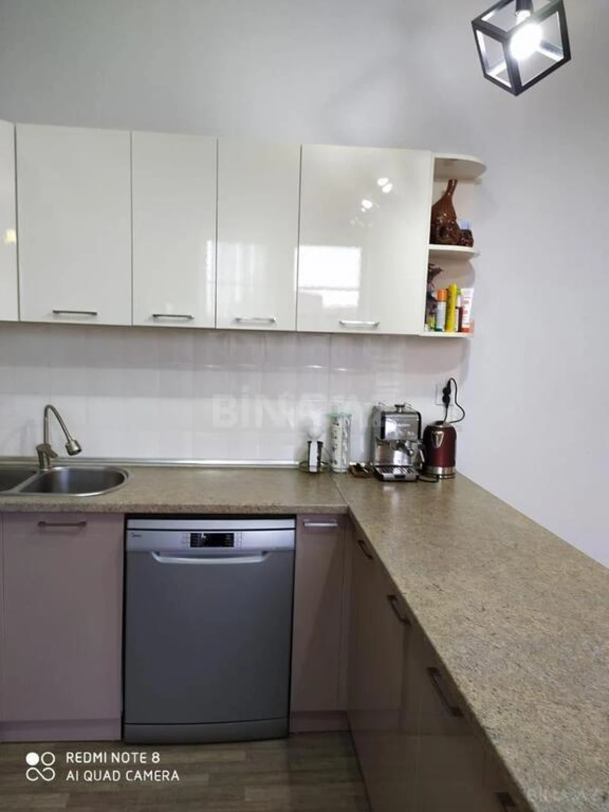 Kirayə verilir 4 otaqlı həyət evi 200 m²