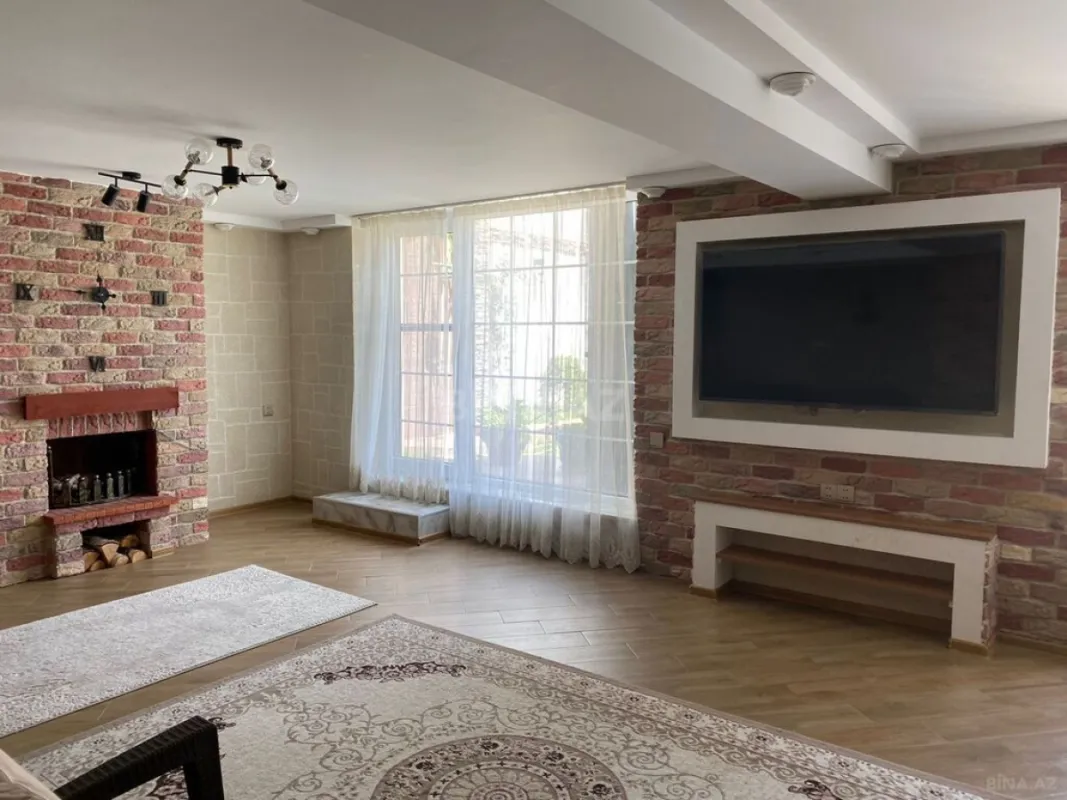 Kirayə verilir 6 otaqlı həyət evi 240 m²