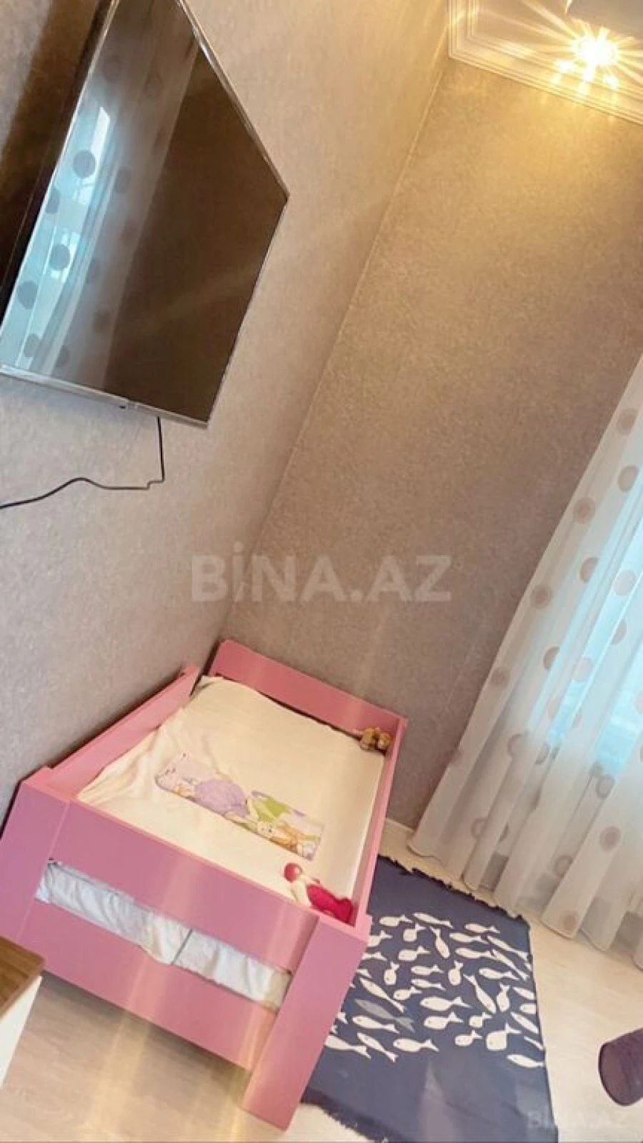 Kirayə verilir 6 otaqlı həyət evi 240 m²