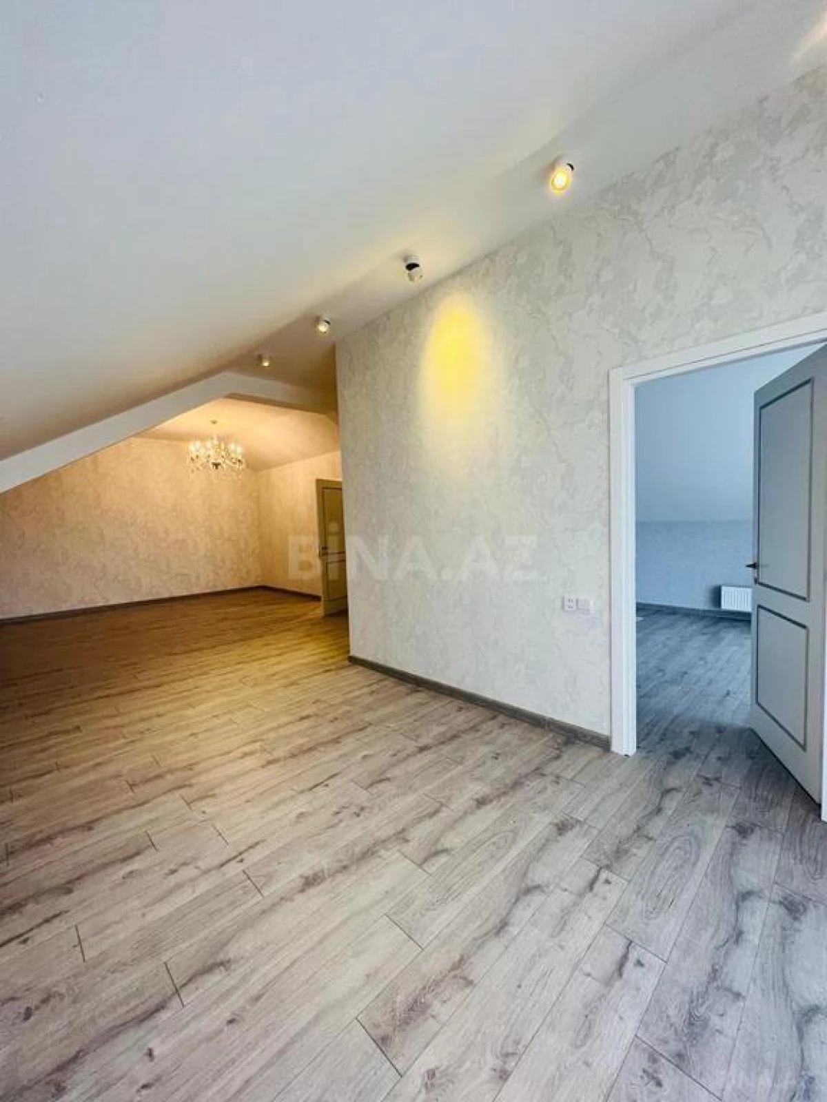 Satılır həyət evi 400 m²