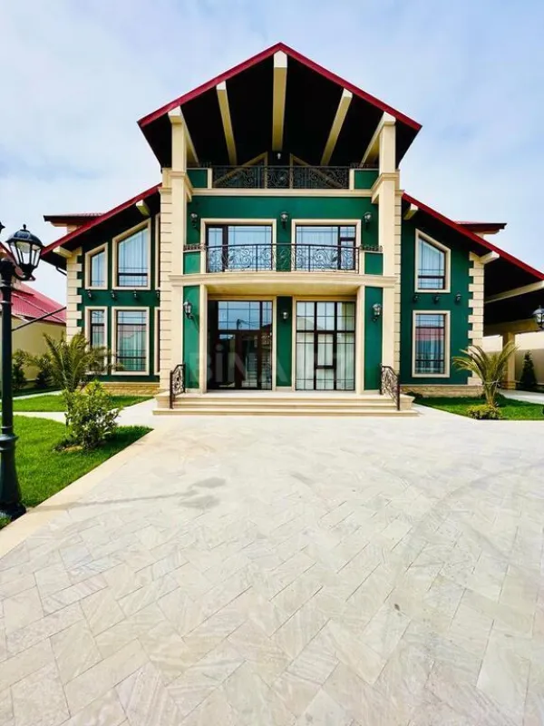 Satılır həyət evi 400 m²