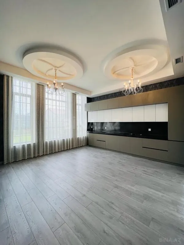 Satılır həyət evi 400 m²