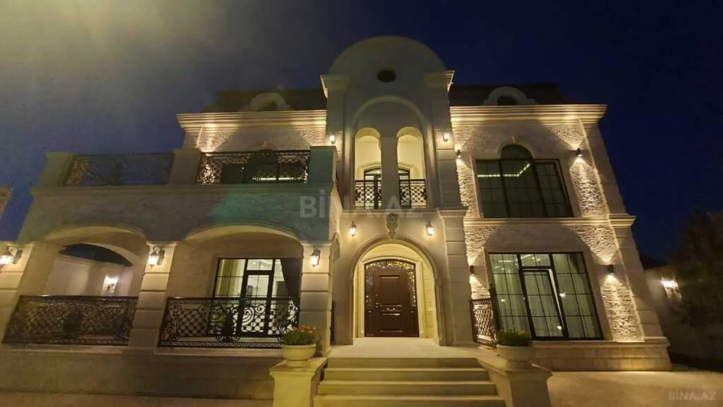 Satılır 6 otaqlı həyət evi 500 m²