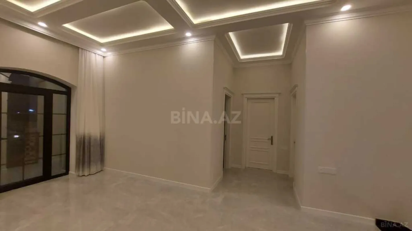 Satılır 6 otaqlı həyət evi 500 m²