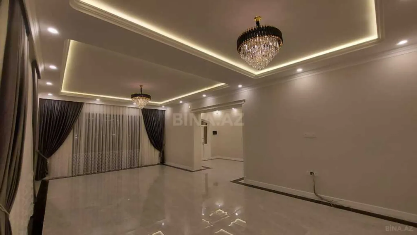 Satılır 6 otaqlı həyət evi 500 m²